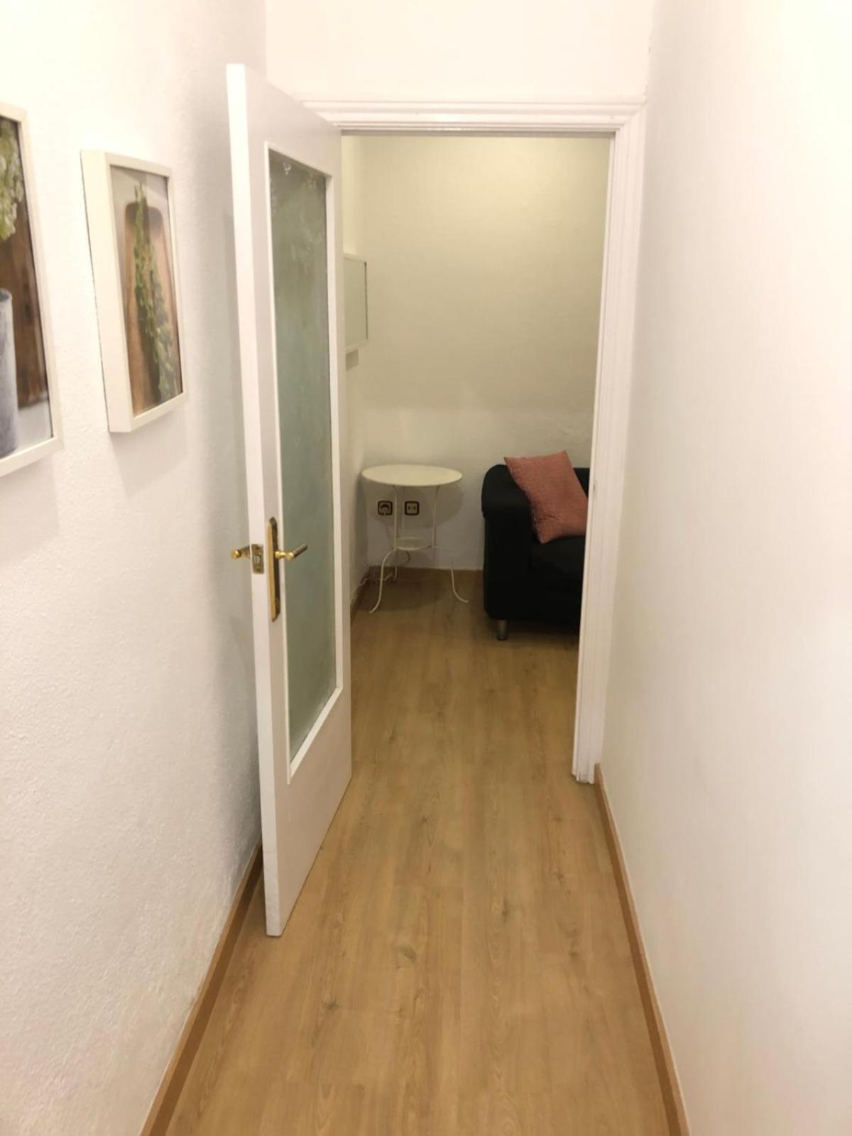 New! Apartment In Sarria Near Metro Barcelona Exterior photo