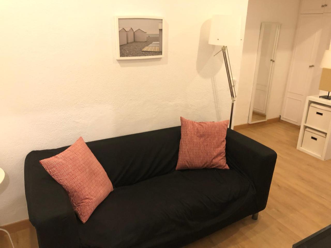 New! Apartment In Sarria Near Metro Barcelona Exterior photo