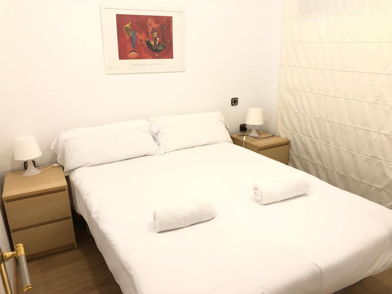 New! Apartment In Sarria Near Metro Barcelona Exterior photo